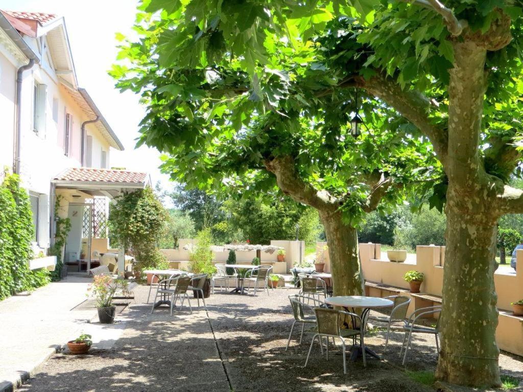 Logis Hotel Le Clos Pite Préchacq Eksteriør bilde