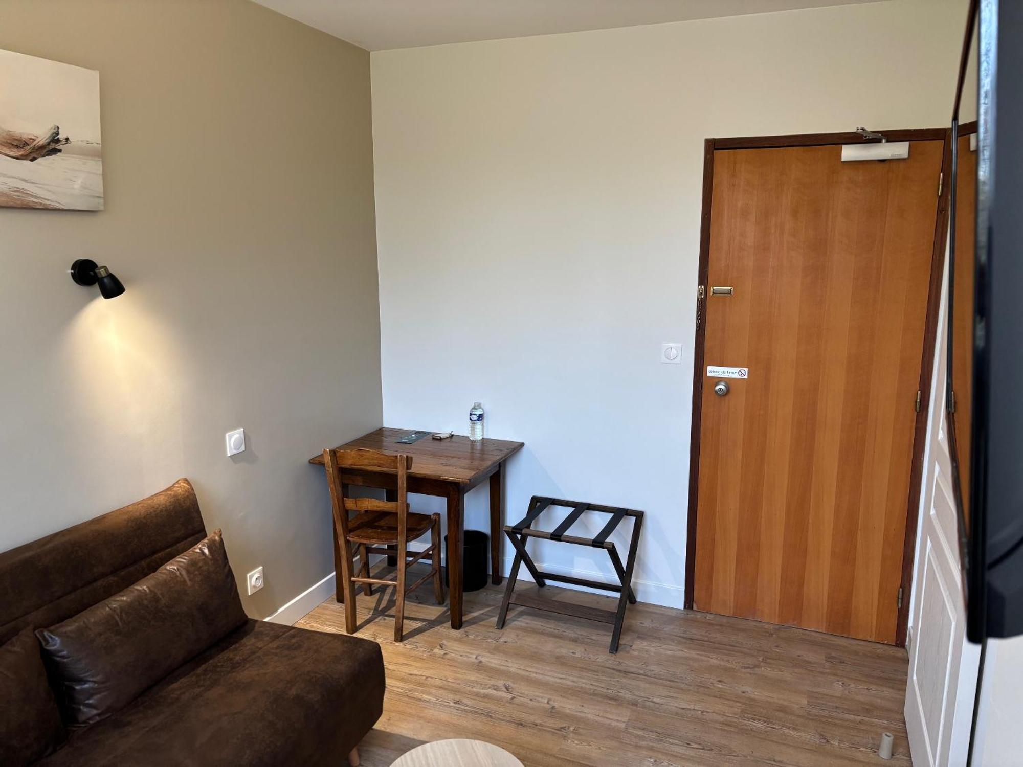 Logis Hotel Le Clos Pite Préchacq Eksteriør bilde