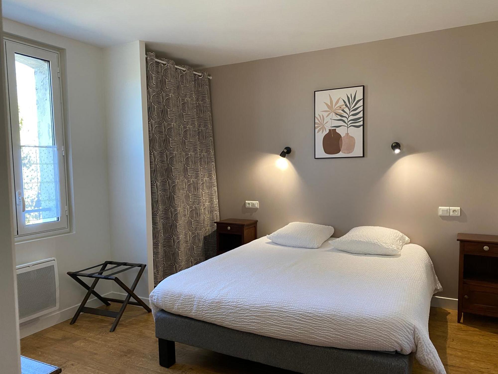 Logis Hotel Le Clos Pite Préchacq Eksteriør bilde
