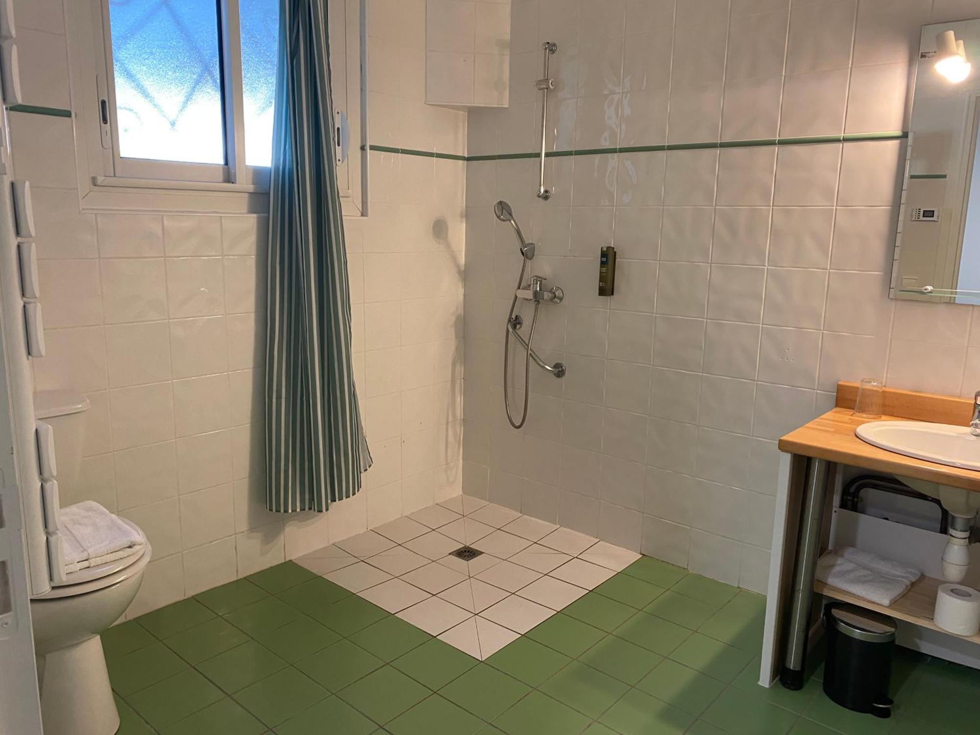 Logis Hotel Le Clos Pite Préchacq Eksteriør bilde
