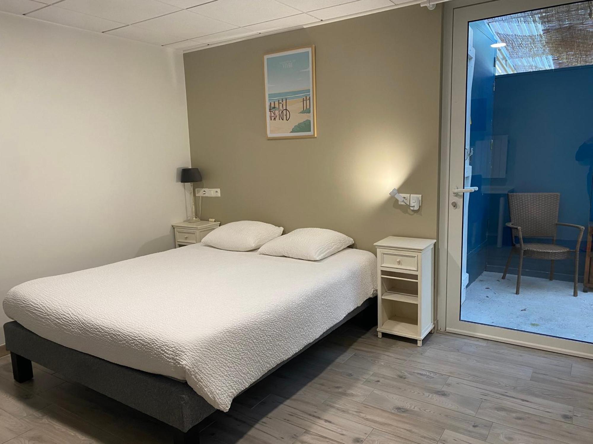 Logis Hotel Le Clos Pite Préchacq Eksteriør bilde